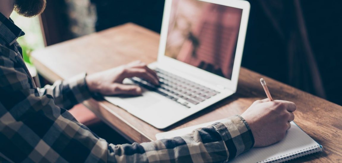 Sebrae lança cursos gratuitos para donos de bares e restaurantes