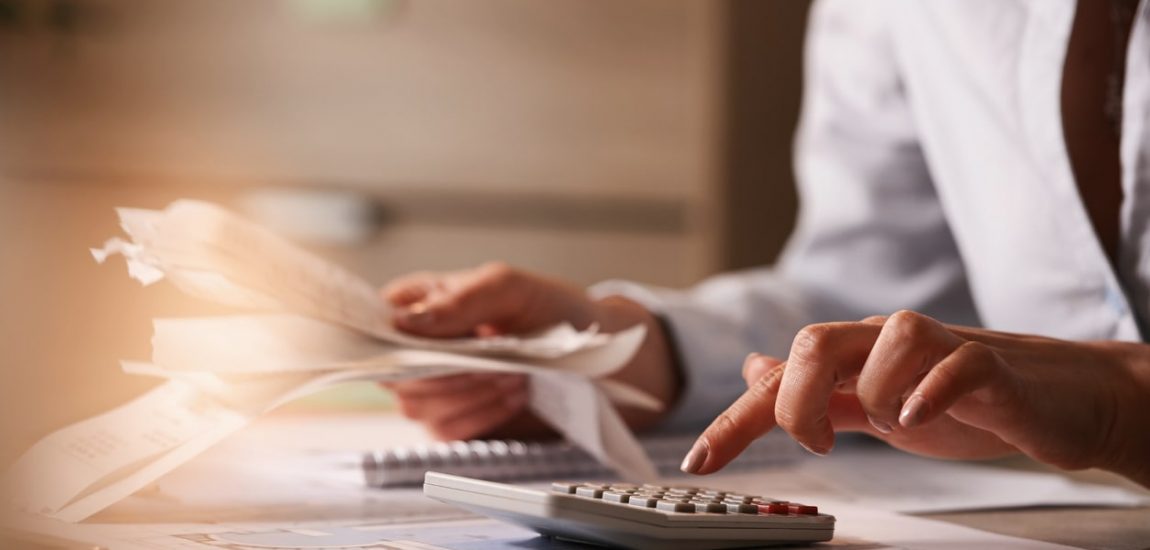 Por que abrir empresa no Brasil é caro